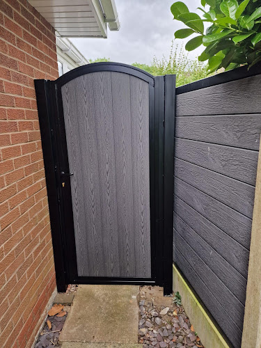 E Reynolds Fencing E Reynolds Fencing