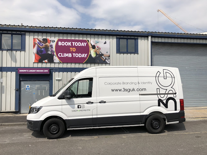 E Reynolds Fencing