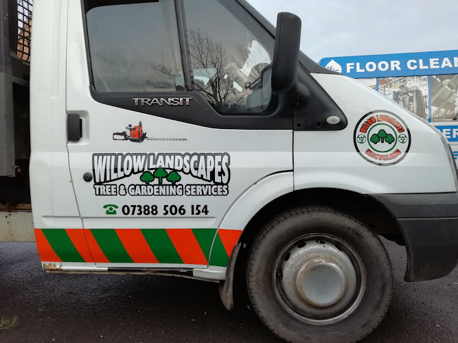 E Reynolds Fencing