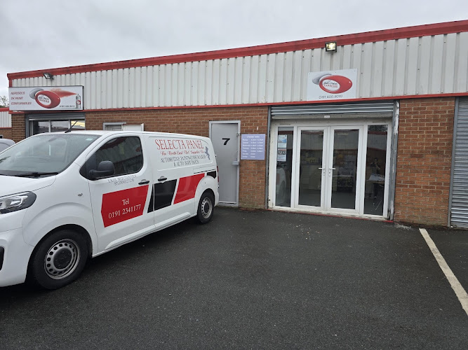 E Reynolds Fencing